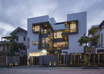 Biệt thự triệu đô mang thiên nhiên vào mọi góc nhà