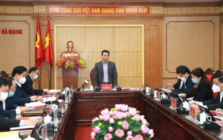 Ban Thường vụ Tỉnh ủy họp phiên thường kỳ tháng 11