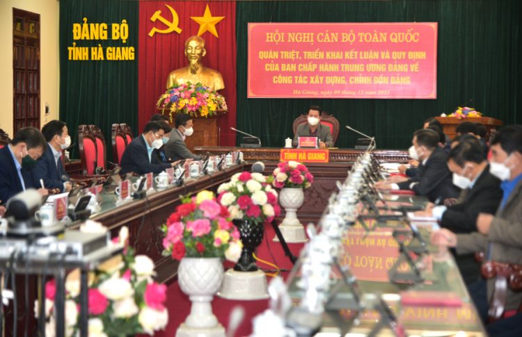 Hội nghị cán bộ toàn quốc về công tác xây dựng, chỉnh đốn Đảng