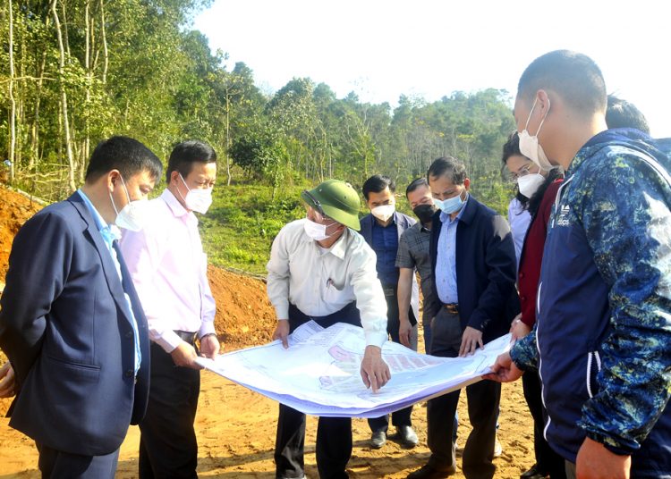 Chủ tịch UBND tỉnh Nguyễn Văn Sơn kiểm tra một số dự án đầu tư tại thành phố Hà Giang