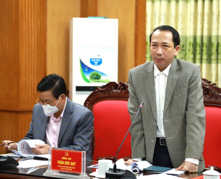 Thường trực Tỉnh ủy góp ý vào thiết kế không gian trưng bày Bảo tàng tỉnh