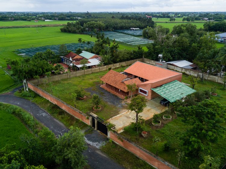 ‘Tam hợp viện’ giữa khu vườn Tây Ninh