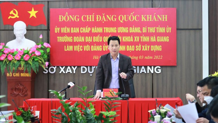 Bí thư Tỉnh ủy Đặng Quốc Khánh làm việc với Đảng ủy Sở Xây dựng.