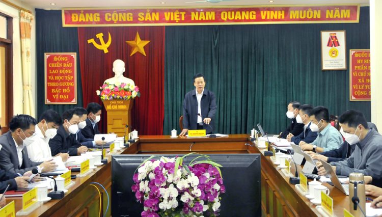 Chủ tịch UBND tỉnh Nguyễn Văn Sơn làm việc với BTV Huyện ủy Hoàng Su Phì