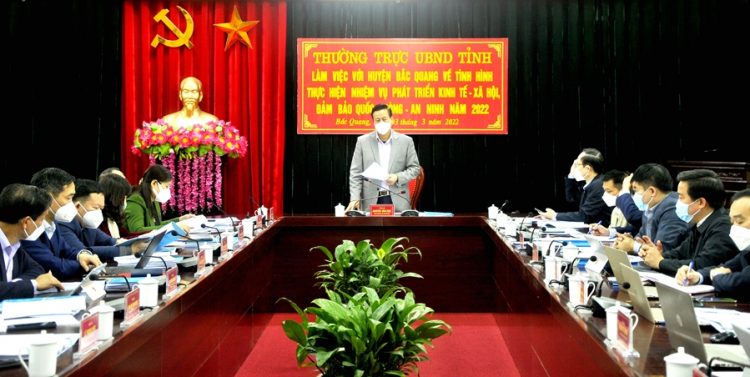 Thường trực UBND tỉnh làm việc với huyện Bắc Quang