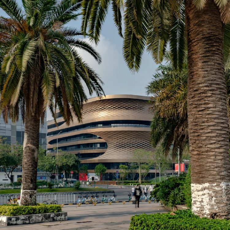 Zaha Hadid Architects ứng dụng kiến trúc hình thái học trong Infinitus Plaza