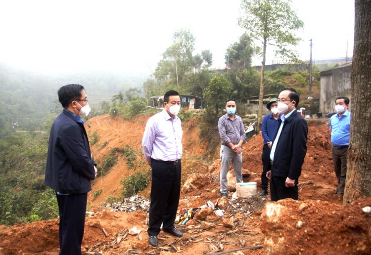 Chủ tịch UBND tỉnh Nguyễn Văn Sơn kiểm tra tiến độ dự án nâng cấp đường Bắc Quang – Xín Mần
