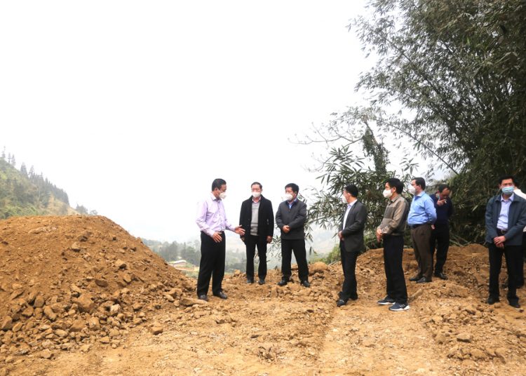 Chủ tịch UBND tỉnh Nguyễn Văn Sơn kiểm tra tiến độ dự án nâng cấp đường Bắc Quang – Xín Mần