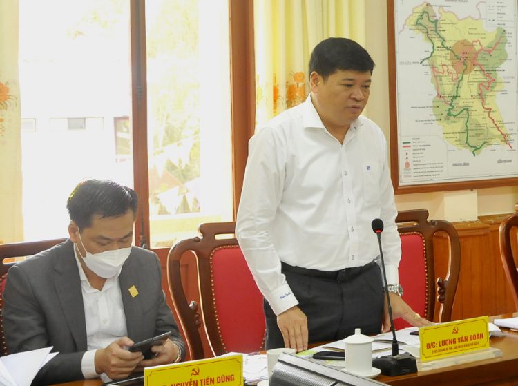 Chủ tịch UBND tỉnh Nguyễn Văn Sơn làm việc với BTV Huyện ủy Hoàng Su Phì