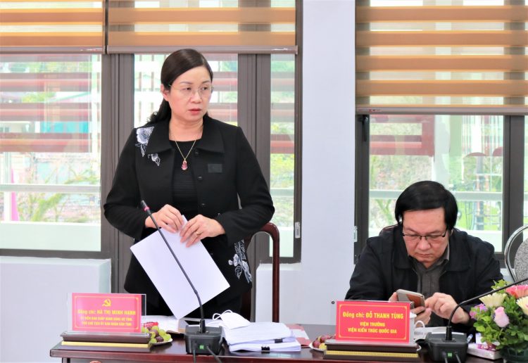 Bí thư Tỉnh ủy Đặng Quốc Khánh làm việc với Đảng ủy Sở Xây dựng.