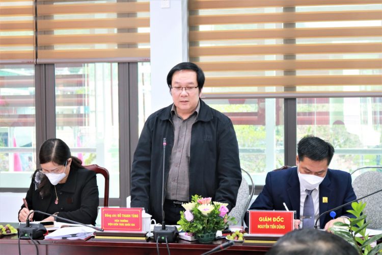 Bí thư Tỉnh ủy Đặng Quốc Khánh làm việc với Đảng ủy Sở Xây dựng.