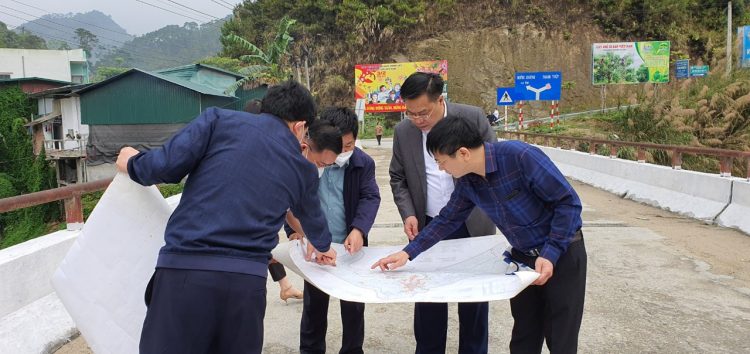Chương trình làm việc của đồng chí Giám đốc tại huyện Hoàng Su Phì, về việc Quy hoạch chung đô thị thị trấn Vinh Quang và các nội dung khác liên quan.