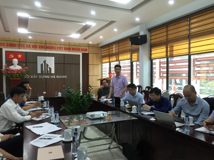 Sở Xây dựng tổ chức cuộc họp với UBND huyện Xín Mần về Đồ án quy hoạch chi tiết xây dựng Trung tâm xã Pả Vầy Sủ.