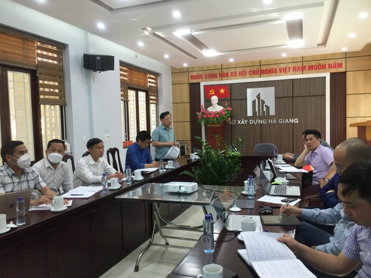 Sở Xây dựng tổ chức cuộc họp với UBND huyện Xín Mần về Đồ án quy hoạch chi tiết xây dựng Trung tâm xã Pả Vầy Sủ.