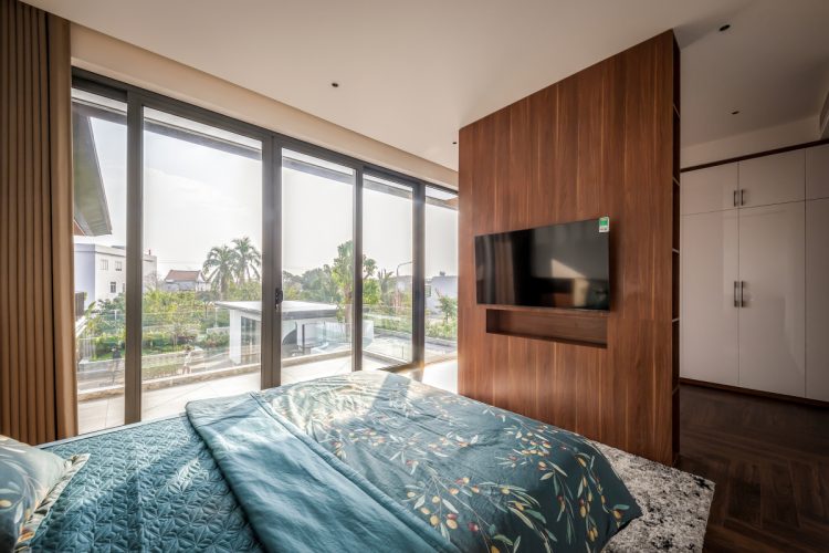Căn biệt thự xây trên 7 lô đất