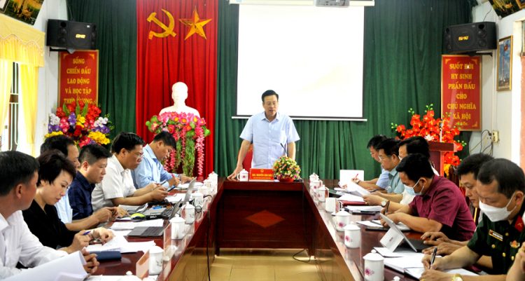 Chủ tịch UBND tỉnh Nguyễn Văn Sơn kiểm tra công tác quản lý quỹ đất thuộc khu vực Chiêu Lầu Thi