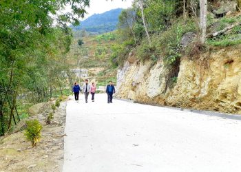 Nấm Dẩn xây dựng tuyến đường nông thôn kiểu mẫu.