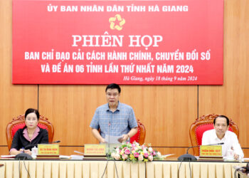 Ban Chỉ đạo Cải cách hành chính, Chuyển đổi số và Đề án 06 tỉnh họp phiên thứ nhất.